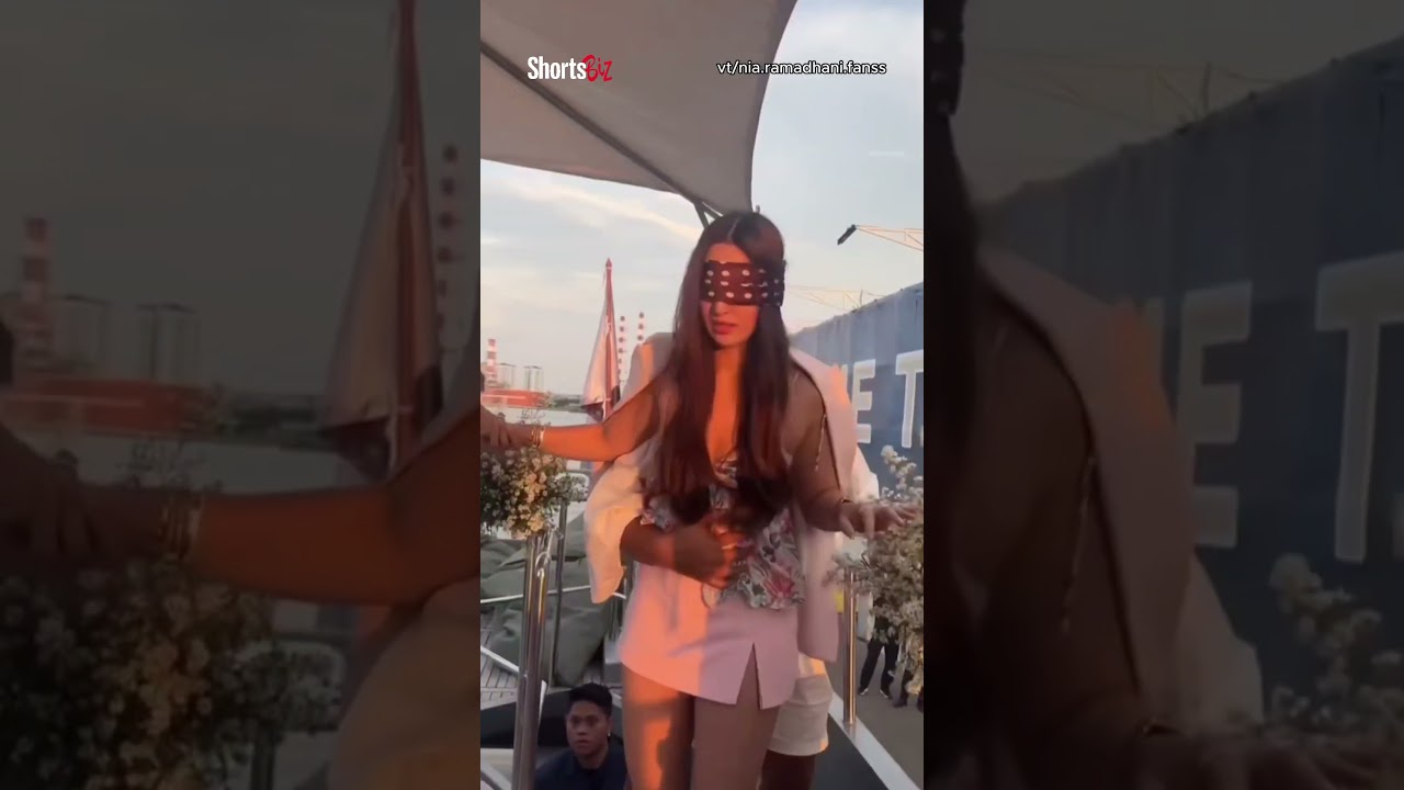 Nia Ramadhani a primit o surpriză de lux la Yacht de la Ardi Bakrie #Niaramadhani #ardibakrie #Surprise