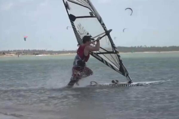 #Kitesurfinginsri Lanka - #windsurfing la de Silva Windresort The Locul în #Kalpitiya