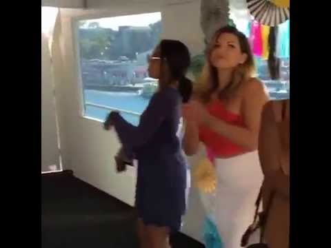 „Dă -l ca și cum ar fi iahtul” Los Angeles CA