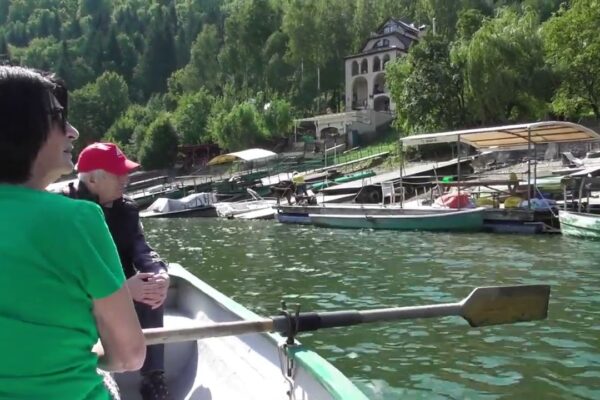 Cu barca pe Tanior Tanior; Mit dem boot auf tarn tarn; Cu Tarian pentru Terni