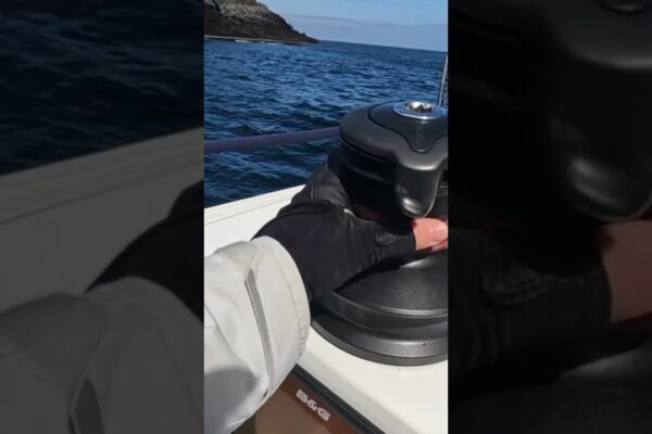 Pregătirea pe jib și pregătește -te să renunțe la cod zero navigând