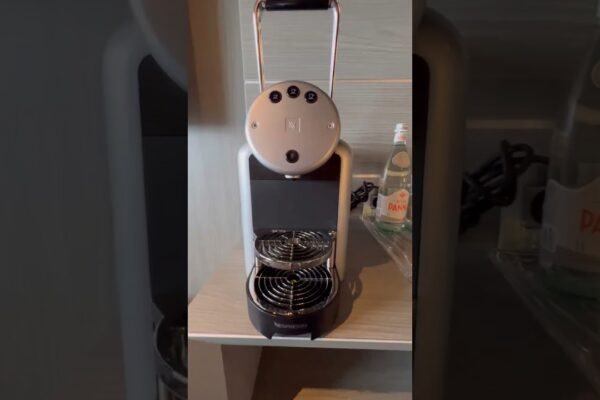 Turul de lux MSC Yacht Club Room #Shorts #cruise