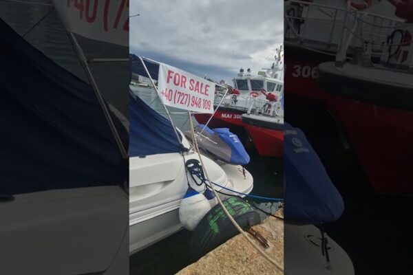 O super barca de vânzare în Portul Turistic Tomis din Constanța / A super boat for sale