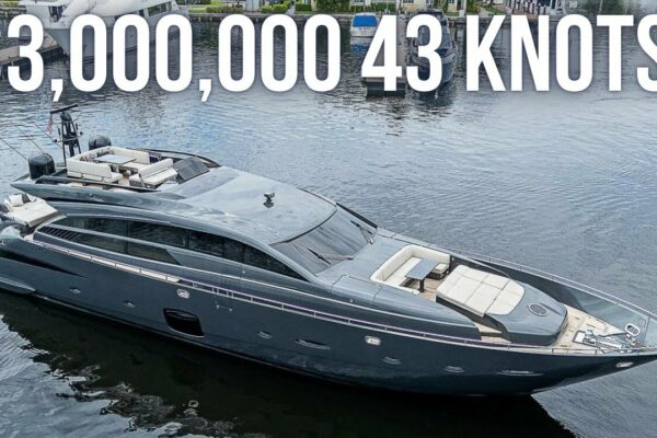3.000.000 USD Ultra Fast Pershing 92 Superyacht Tour