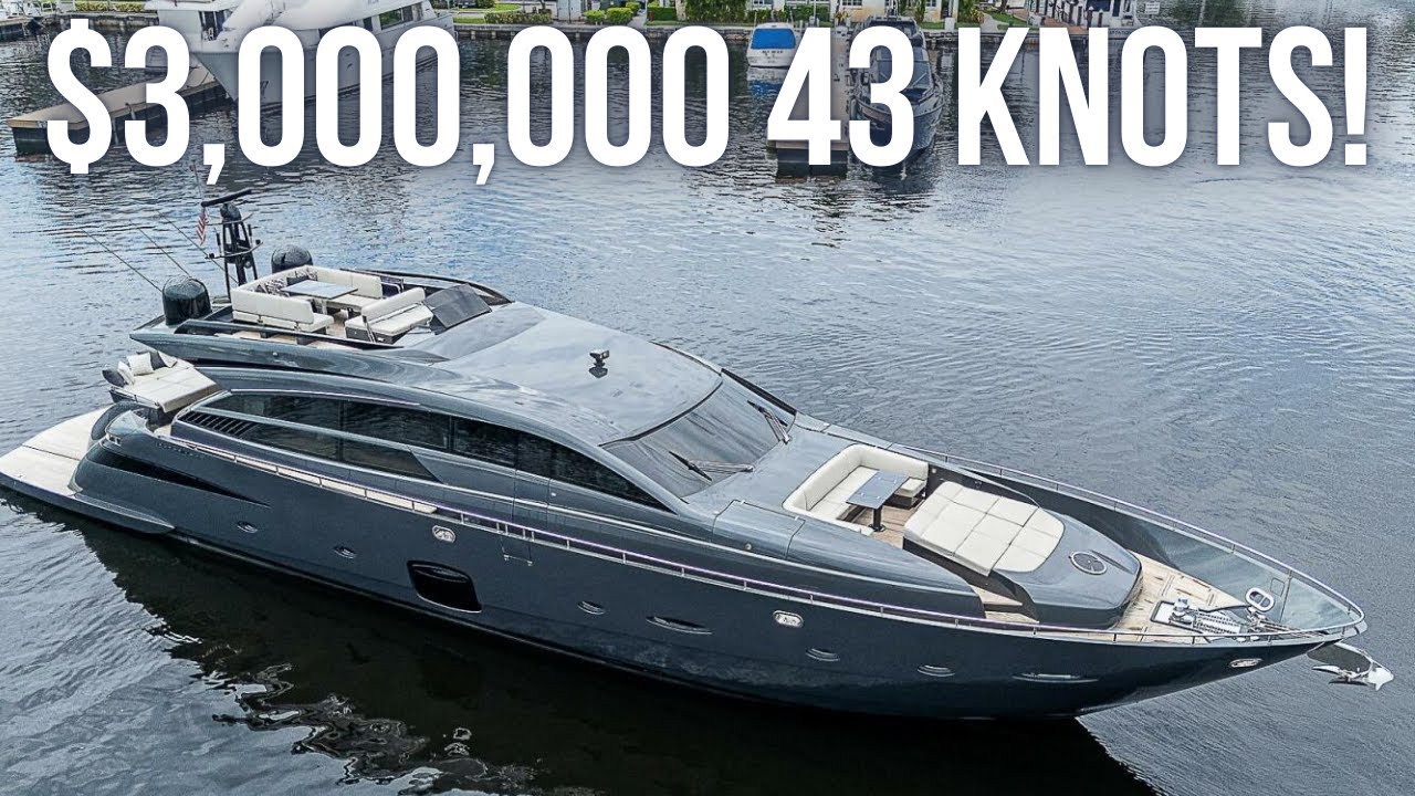 3.000.000 USD Ultra Fast Pershing 92 Superyacht Tour
