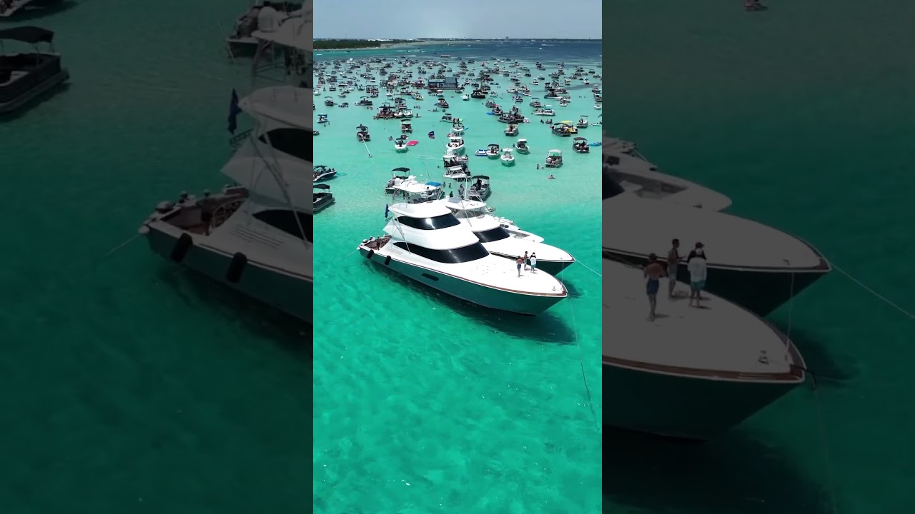 Yachts viking 92 '& 72' și un invincibil în Destin #crabisland #destin #yacht #Vikingyacht #Girls