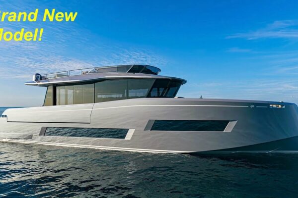 Tur de yacht de 4,9 milioane €: Pardo Endurance 72