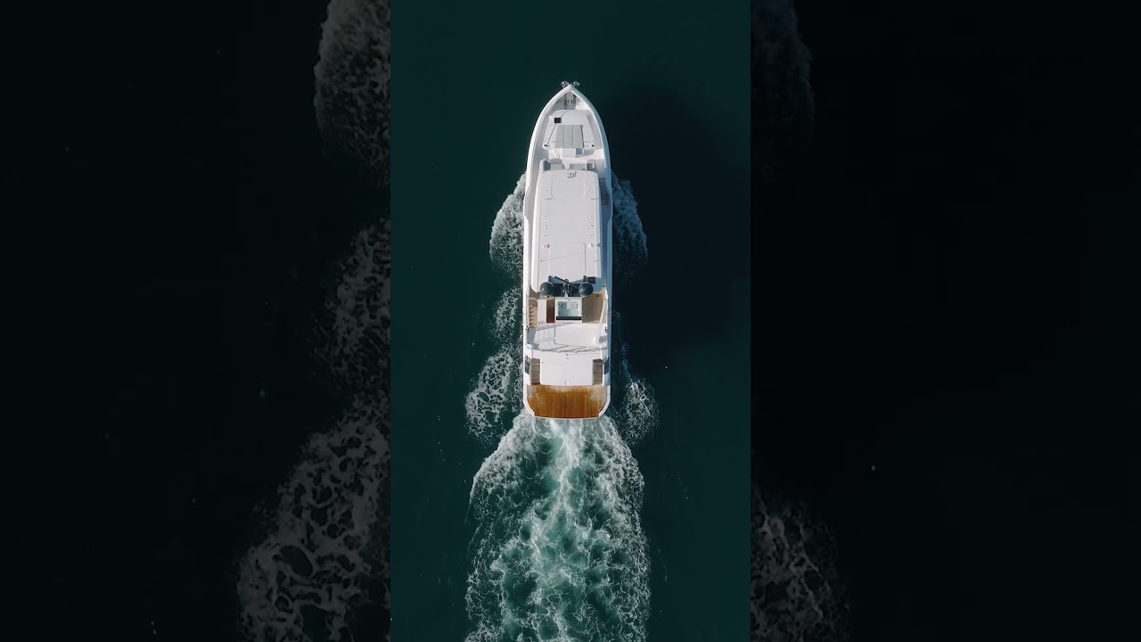 Whitsundays Yacht Charters - Aura | Queensland Yacht Charters
