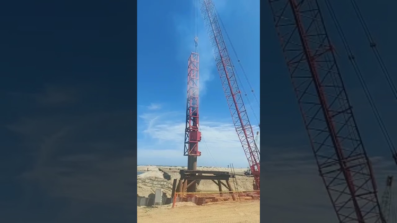 Progrese în clubul de iahturi, terasa de întreținere, lift de călătorie / rampă