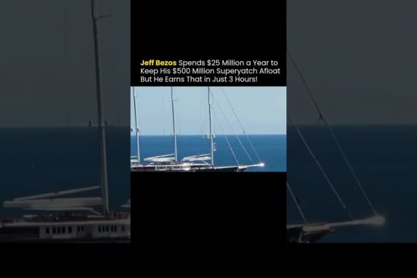 Yachtul de 500 de milioane de dolari al lui Jeff Bezos plătește pentru sine în 3 ore!