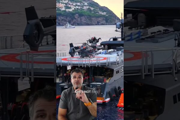 Epic Support Yacht Hodor