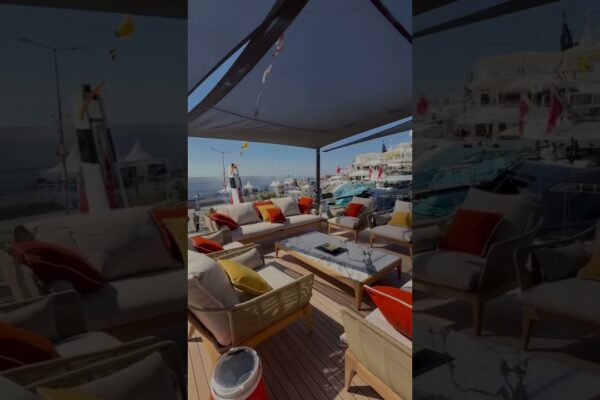 Acest nou superyacht de 154ft este construit pentru luxul mediteranean.