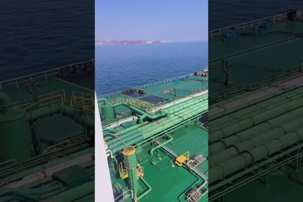 pe mare și limpede #lifeatsea #ship #MerChantnavy #Sailor #SailorLife #Shipping