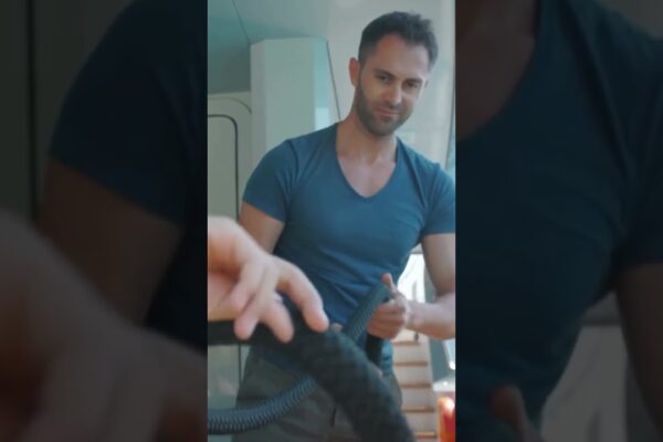 🌍 Lumea ta, fără limite - Viața la bordul unui bering 🌍