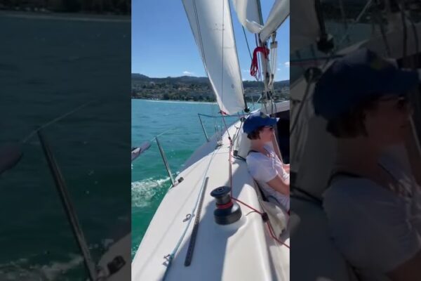 Navigând la Lacul Zurich. Zisc Nailing Club. Vară