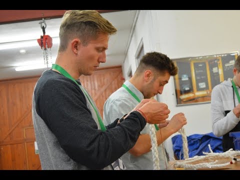 Antrenament pentru echipaj de superyacht - noduri și splicing