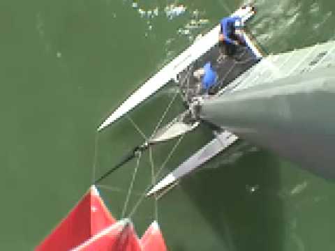 Catamaran olimpic de tornadă