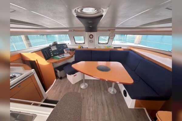 Recenzie: Despre Dasha Way