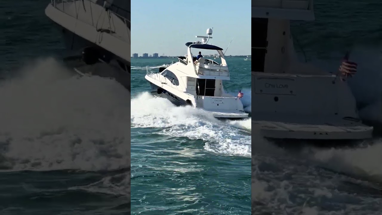 @Blacklisted Navy #Shorts #shortsboat scufundare! Familia intră în panică#pantaloni scurți