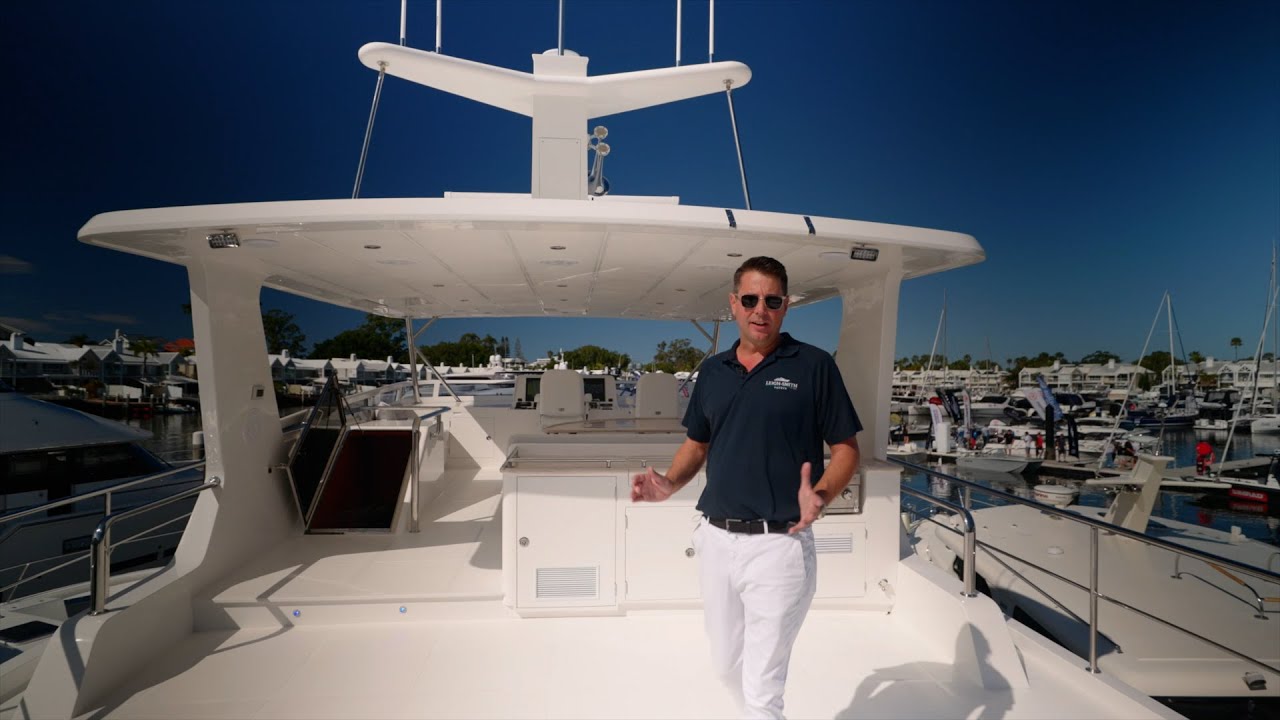 Tur de yacht Passagemaker de 6,5 milioane USD | 2025 Hampton Endurance 680