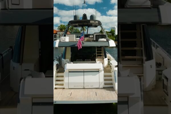 2019 Ferretti Yachts 780 Drone Tambur