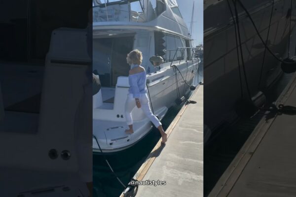 $ 269K Yacht-Home? #yachttour #boat