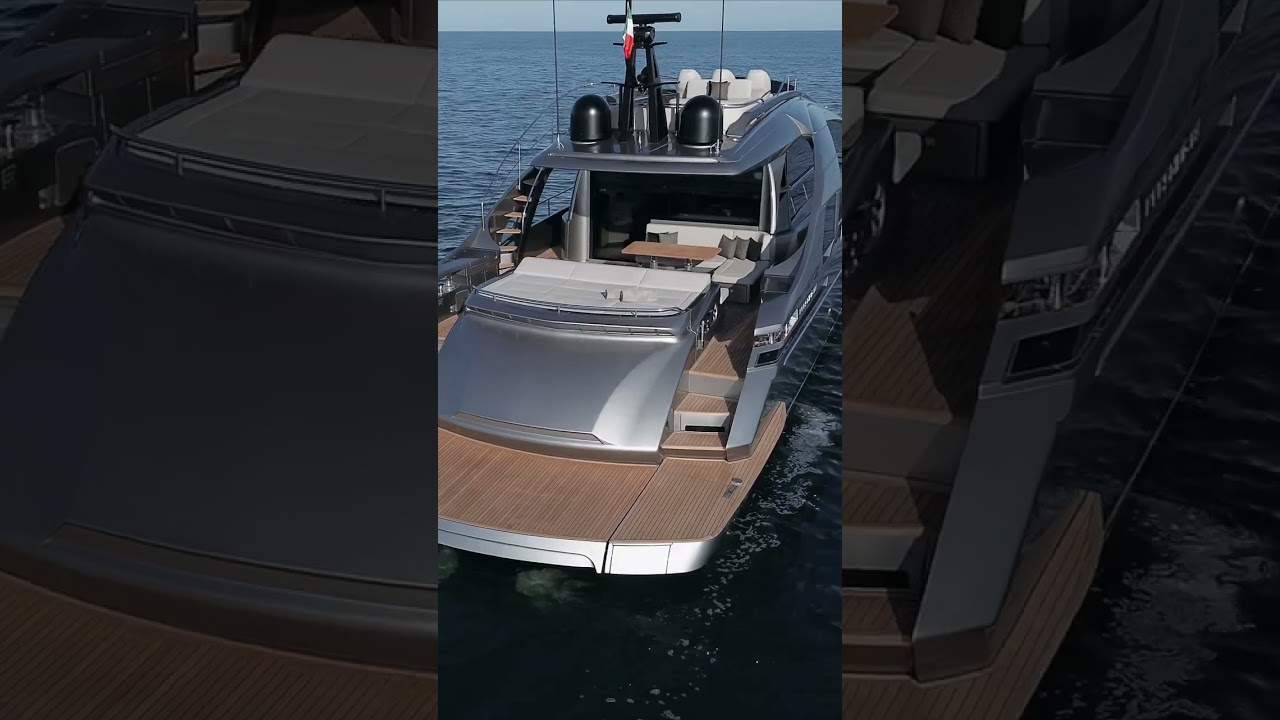 Yacht de lux - Pershing 8x, detaliile ei iconice - Ferretti Group