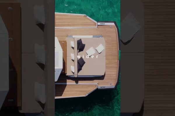 Yacht de lux - Let's WallyTender48! - Grupul Ferretti