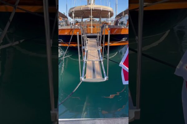 Frumoase bărci cu pânze #sailing #pirates #yacht