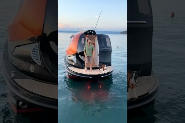 Cel mai tare mini-iaht vreodată! 😍 #yacht #BOATS #SEA