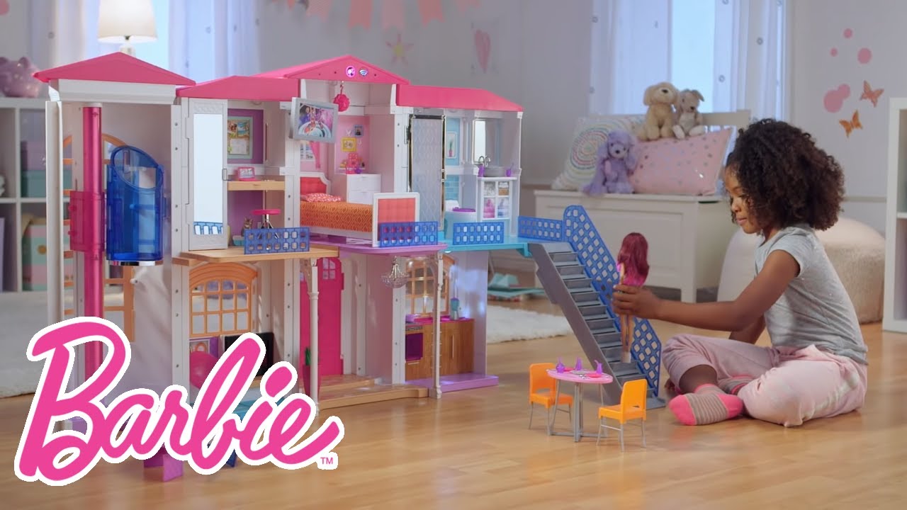 Barbie interactivă „Hello Dreamhouse” la Play | @Barbie