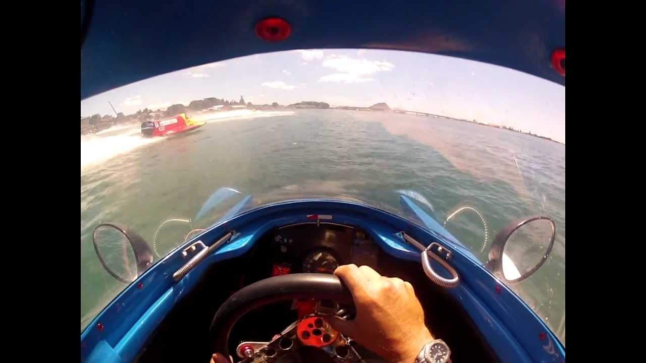 North Island F1 Heat 1 - On bord Scott Construction #3