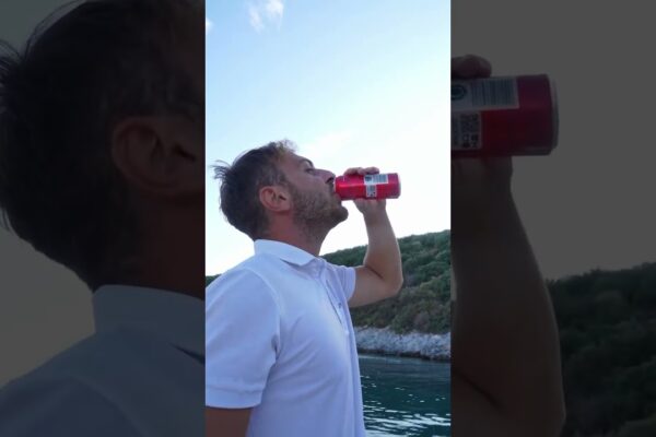 Această pasarelă gonflabilă conectează iahtul dvs. la orice - în stil 🛥️✨ | Dockee ®