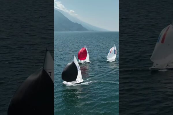 Navigare: fiorul final pe apă, urmăriți această cursă!