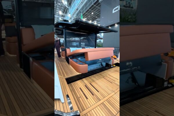 💎 Disit exclusivist de Crankly 46: Un iaht de excepție!