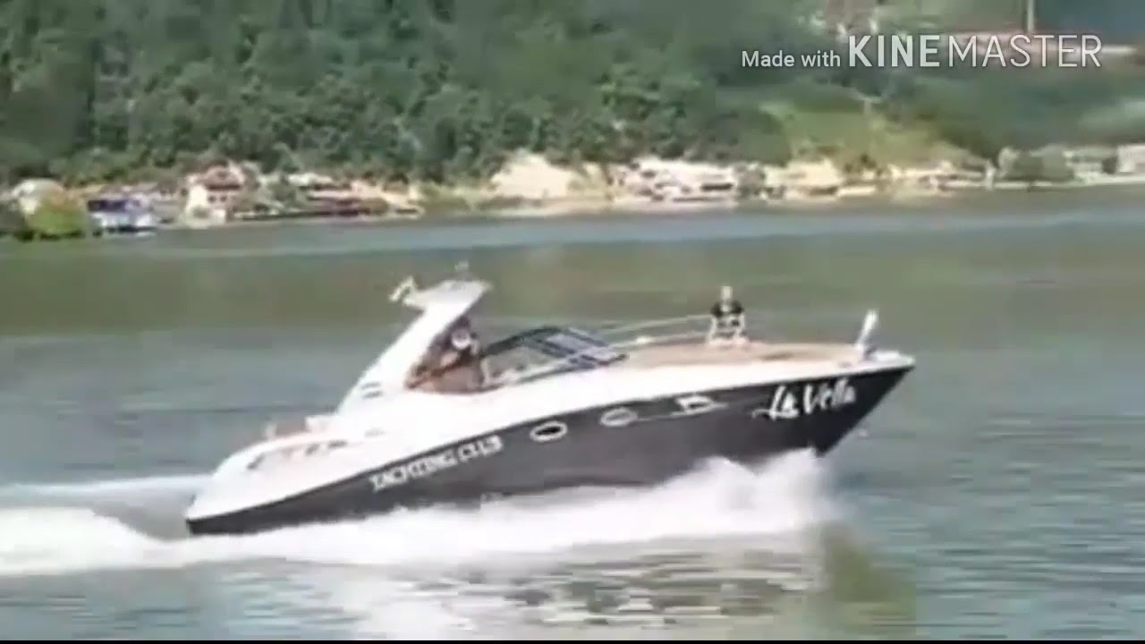 River Danube la Dubova în porțile de fier din România