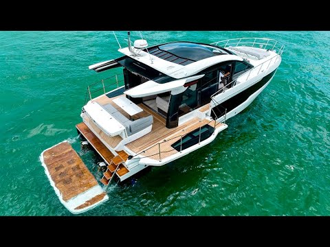 Tur de 1,1 milioane USD: Galeon 450HTC