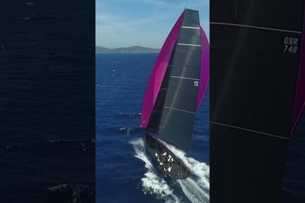 Barcile cu pânze sunt mai reci! Schimbă -mi părerea.