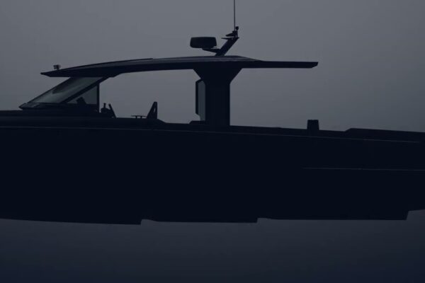 Tracia Label | 400 GTS Global Debut la Cannes Yachting Festival