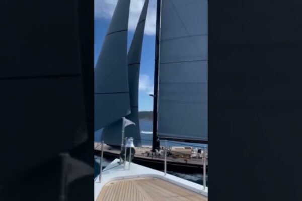 Clasa J Fly-by😱 #Shorts