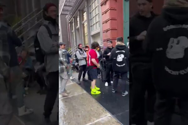 Clubul Ape Yacht Bored Ape - Petrecere de iaht - furnizat de @jasondchen