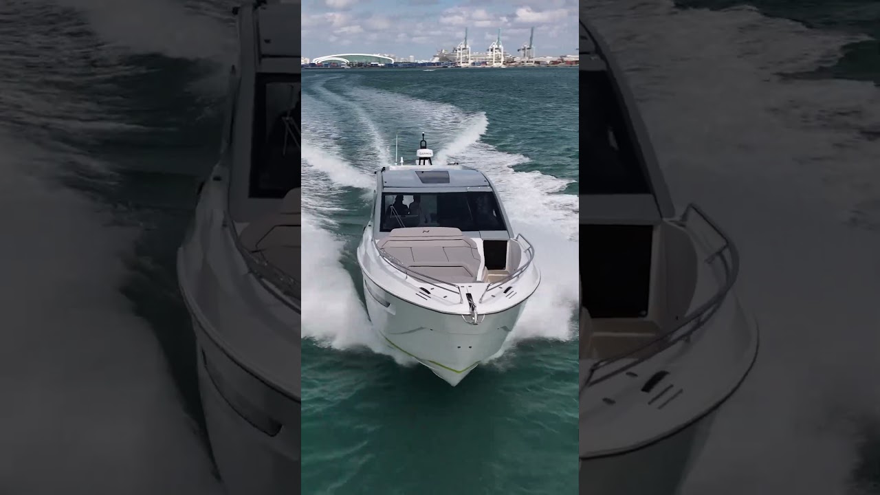 NX 44 de Italian Design House Pininfarina. Găsiți -vă iahtul perfect pe Yachtway. #Yachtway #yachts