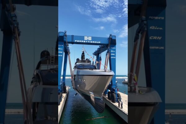 Riva 54metri Splash: La 7 august 2025, cea mai mare Riva construită vreodată și -a făcut marele debut