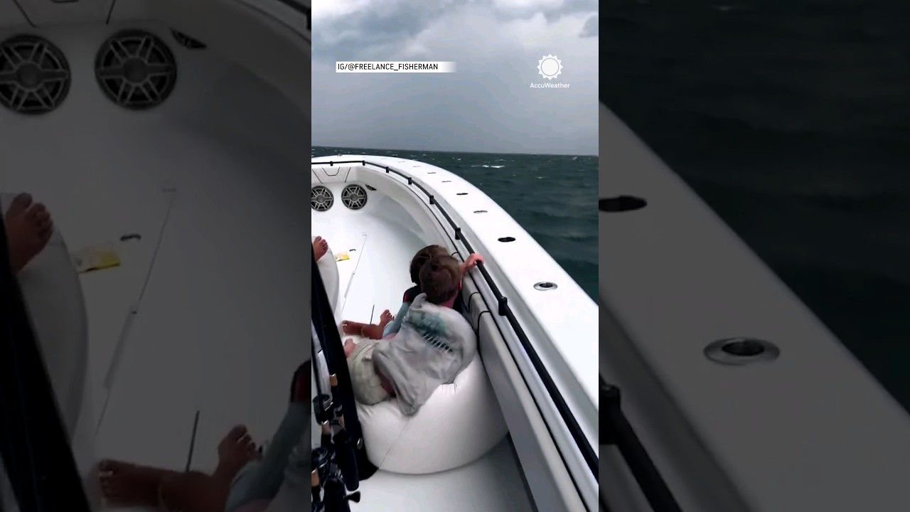 Scena intensă ca barcă de furtună | Accuweather