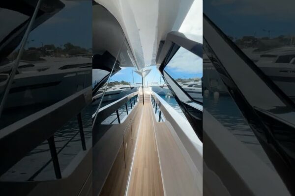 Ferretti Yachts 800 - Tur exclusiv Yacht în Monaco 🚤✨