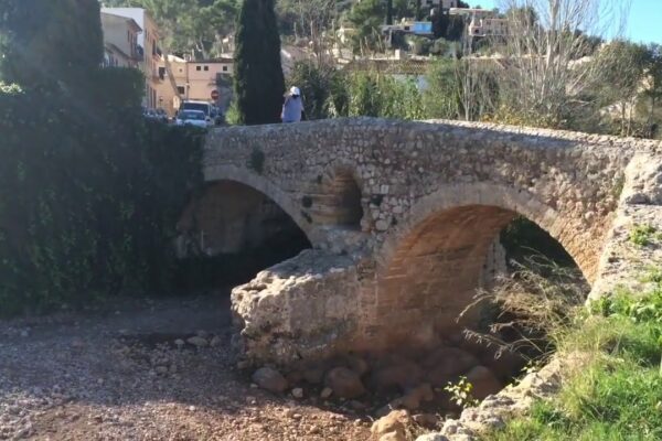 Vizitarea Orașului Vechi Pollenca Inc Magnific Drone Filme, Mallorca