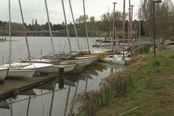 Renovările docului UW reprezintă o amenințare pentru tradiția de navigație de 75 de ani, spun studenții clubului de iaht