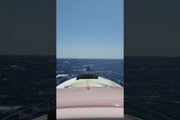 Princess 88 Salt Water #Yaht #yachts #barca #barci #luxu #marinari #mare #sailorlife #crew