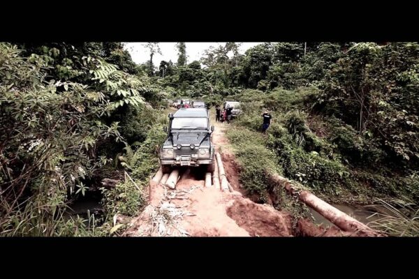 2012 Defender Xperience Journey