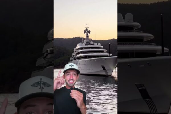 Merită iahtul de 1 miliard de dolari??🤯